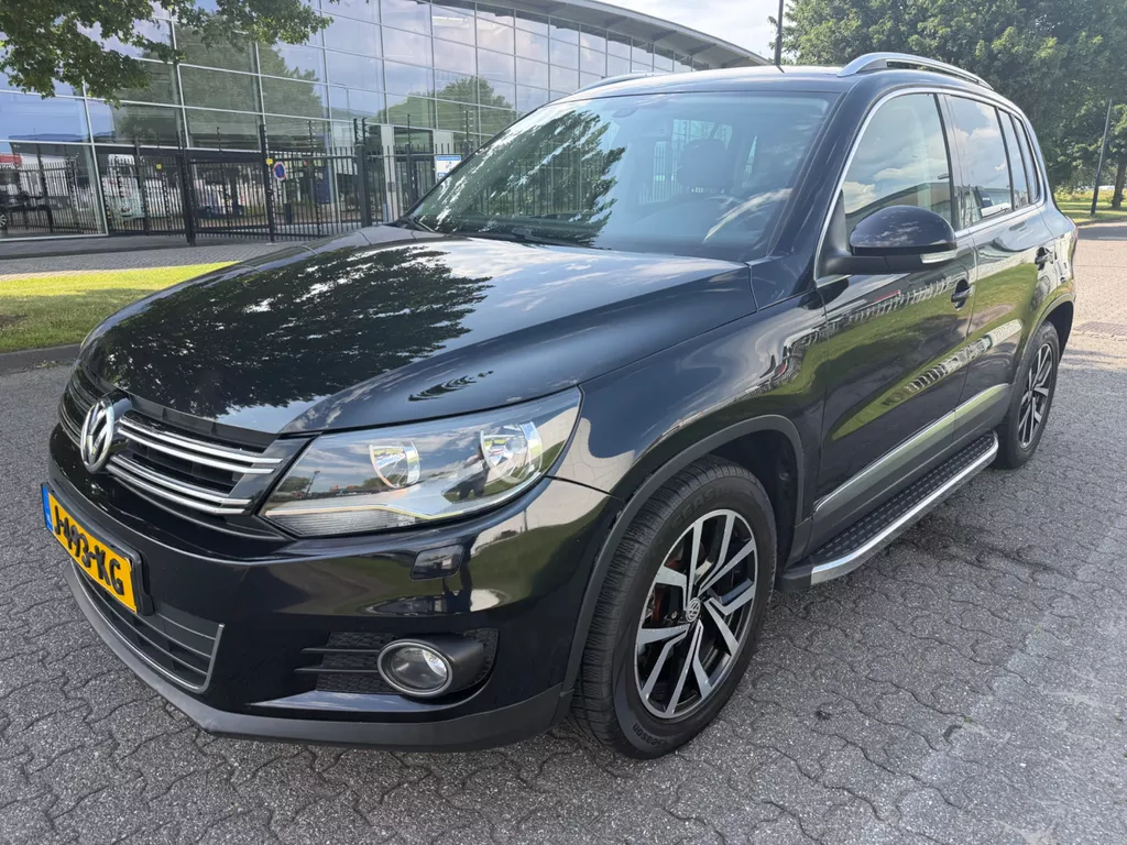 Volkswagen Tiguan 5N + AIRCO + NEW APK / TUV + AHK + MARGE